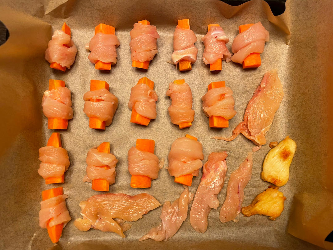 胡萝卜鸡胸肉（超简单狗狗零食）