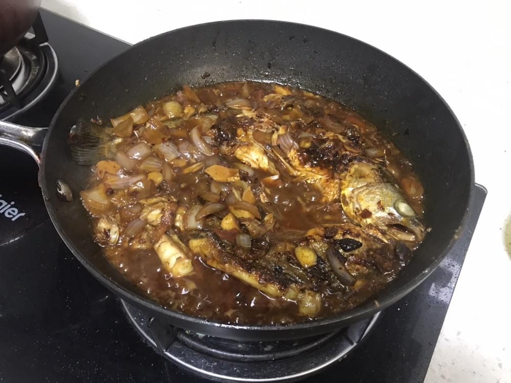 烤鲈鱼