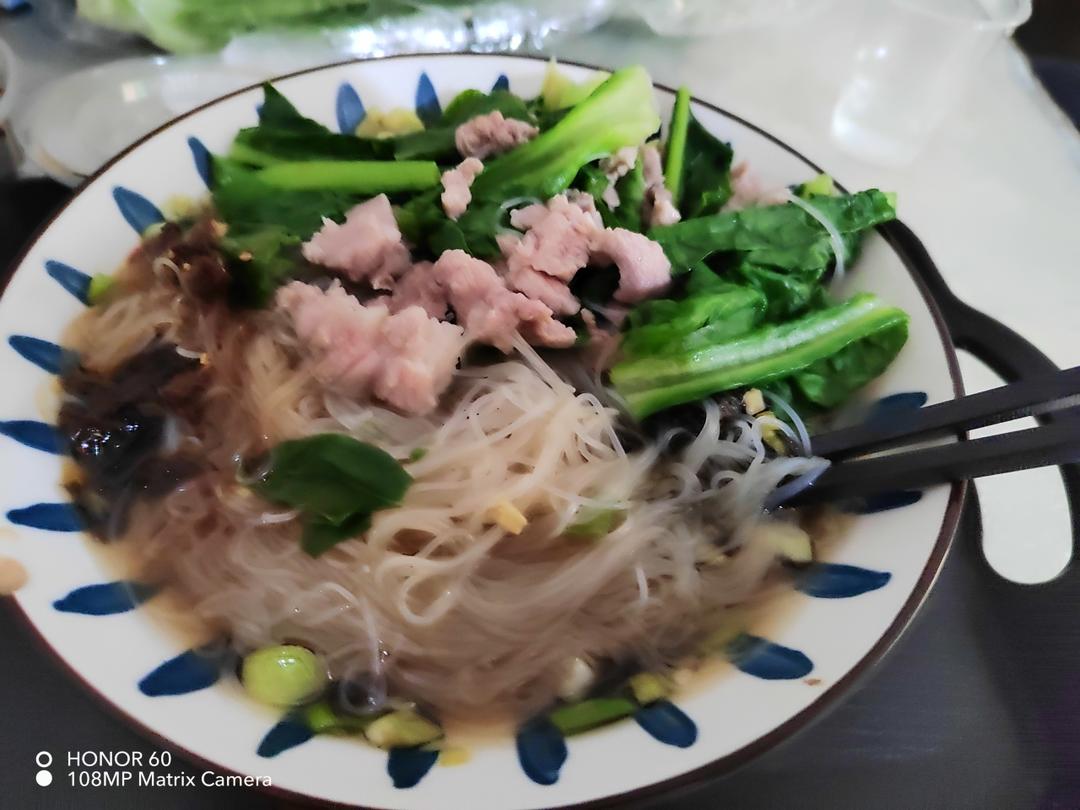 瘦肉汤米粉