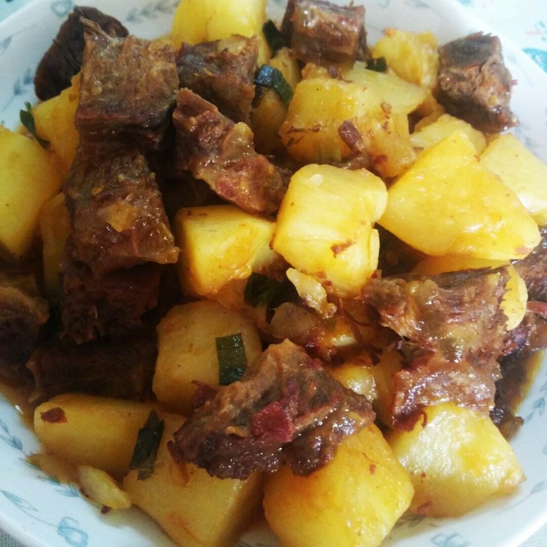 土豆烧牛肉