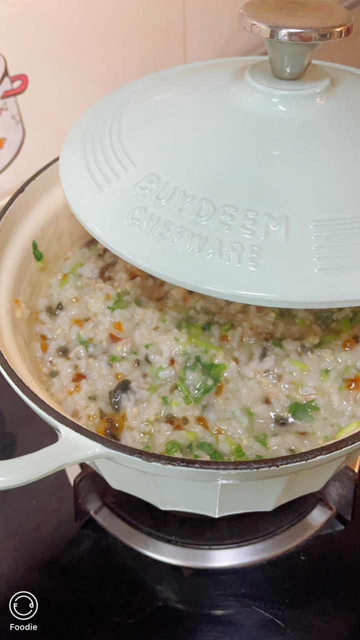 鲫鱼萝卜汤【10月北鼎珐琅锅食谱】