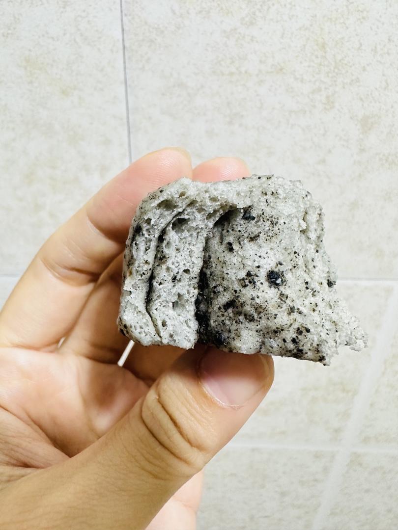 芝麻糊牛奶馒头，一口一个