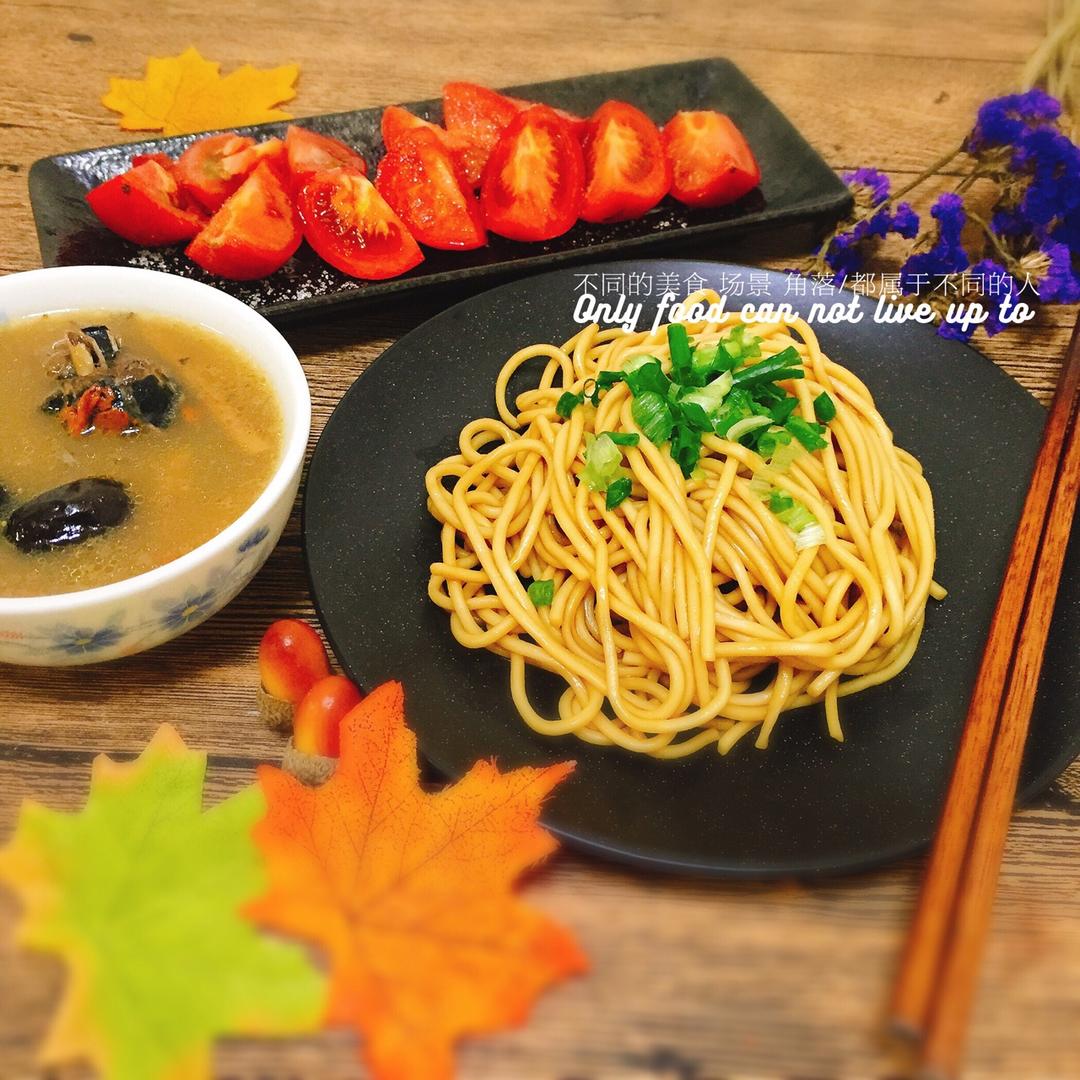 葱油拌面（快手简单，美味无敌）