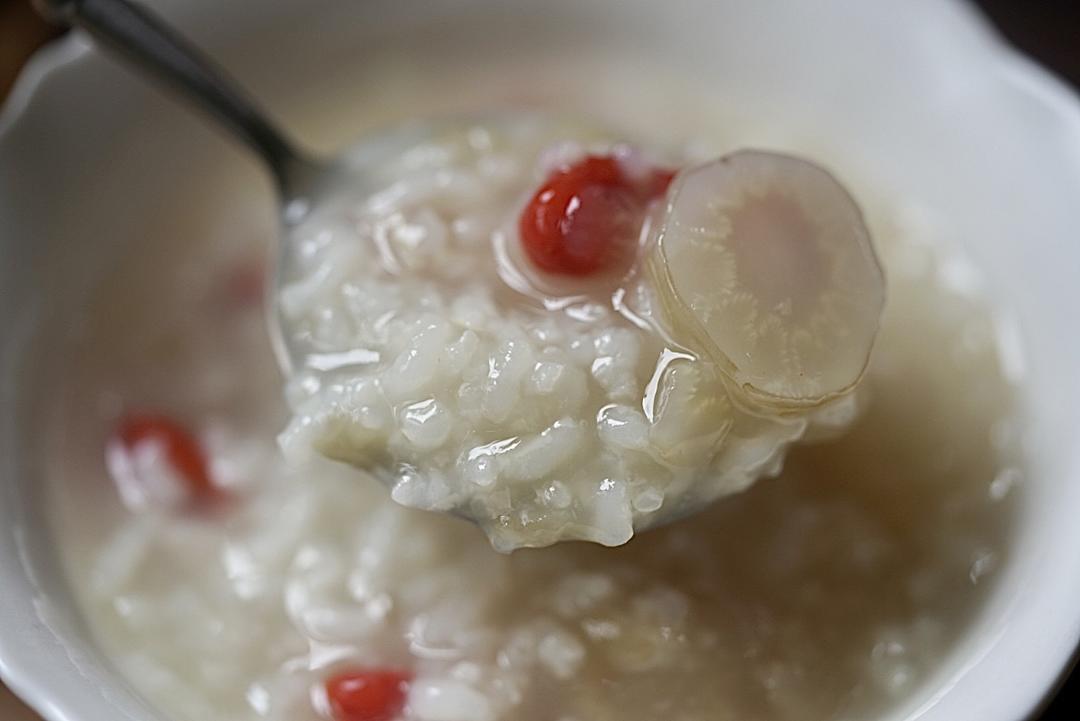 肉苁蓉枸杞粥的做法