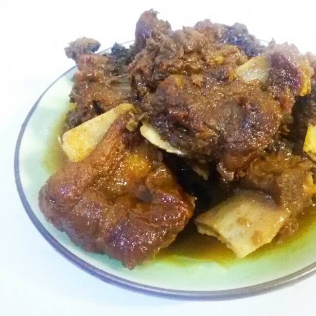 红烧牛排骨