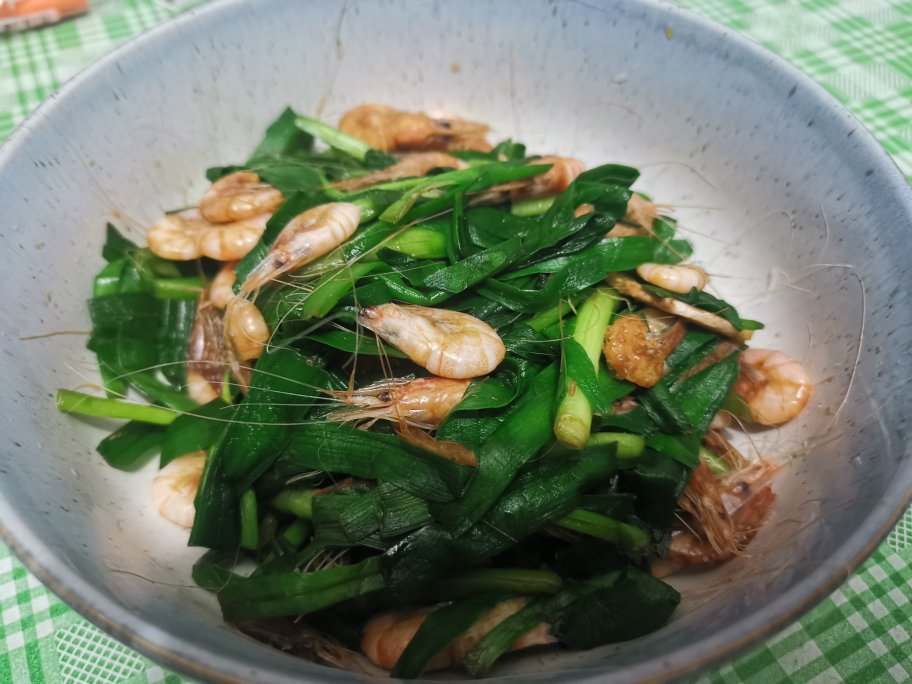 河虾炒韭菜