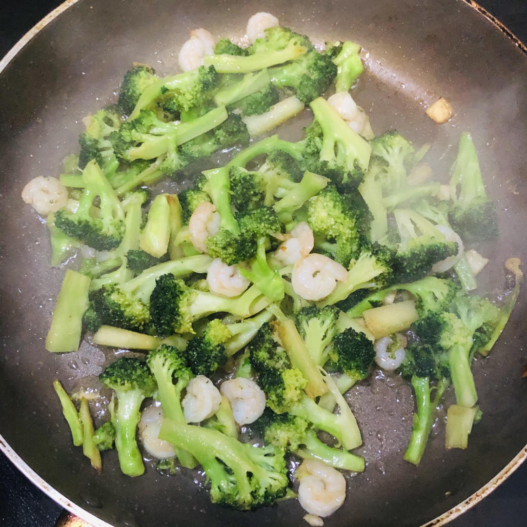 西兰花炒虾仁