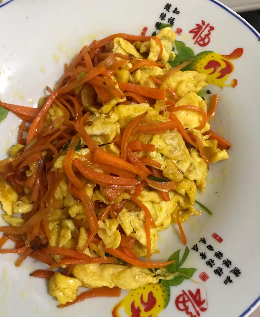 胡萝卜炒鸡蛋