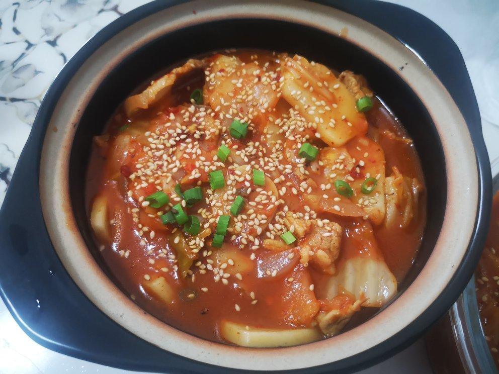 泡菜五花肉炒年糕