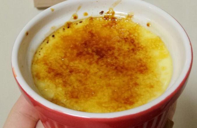 CRÈME BRÛLÉE 法式烤布蕾（焦糖布丁）