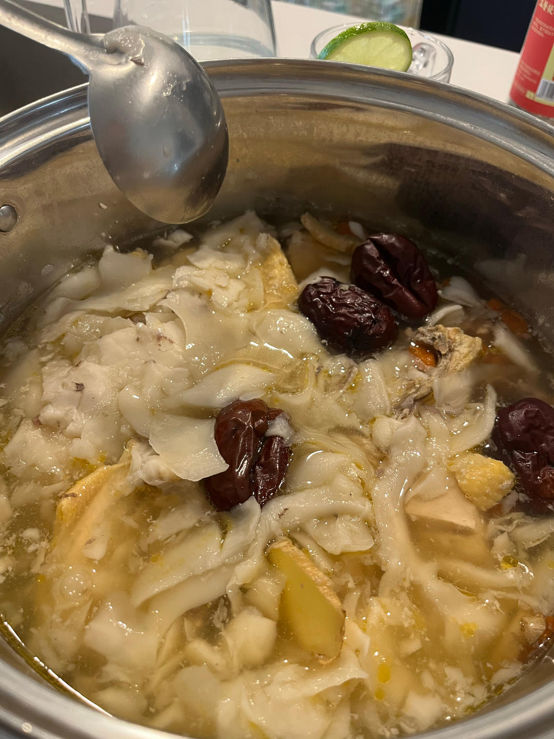 不加一滴水的椰子鸡