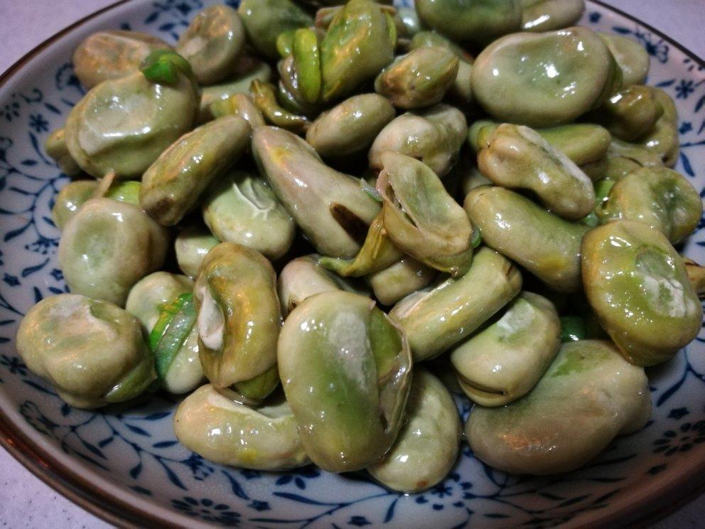 无比鲜美的葱油蚕豆