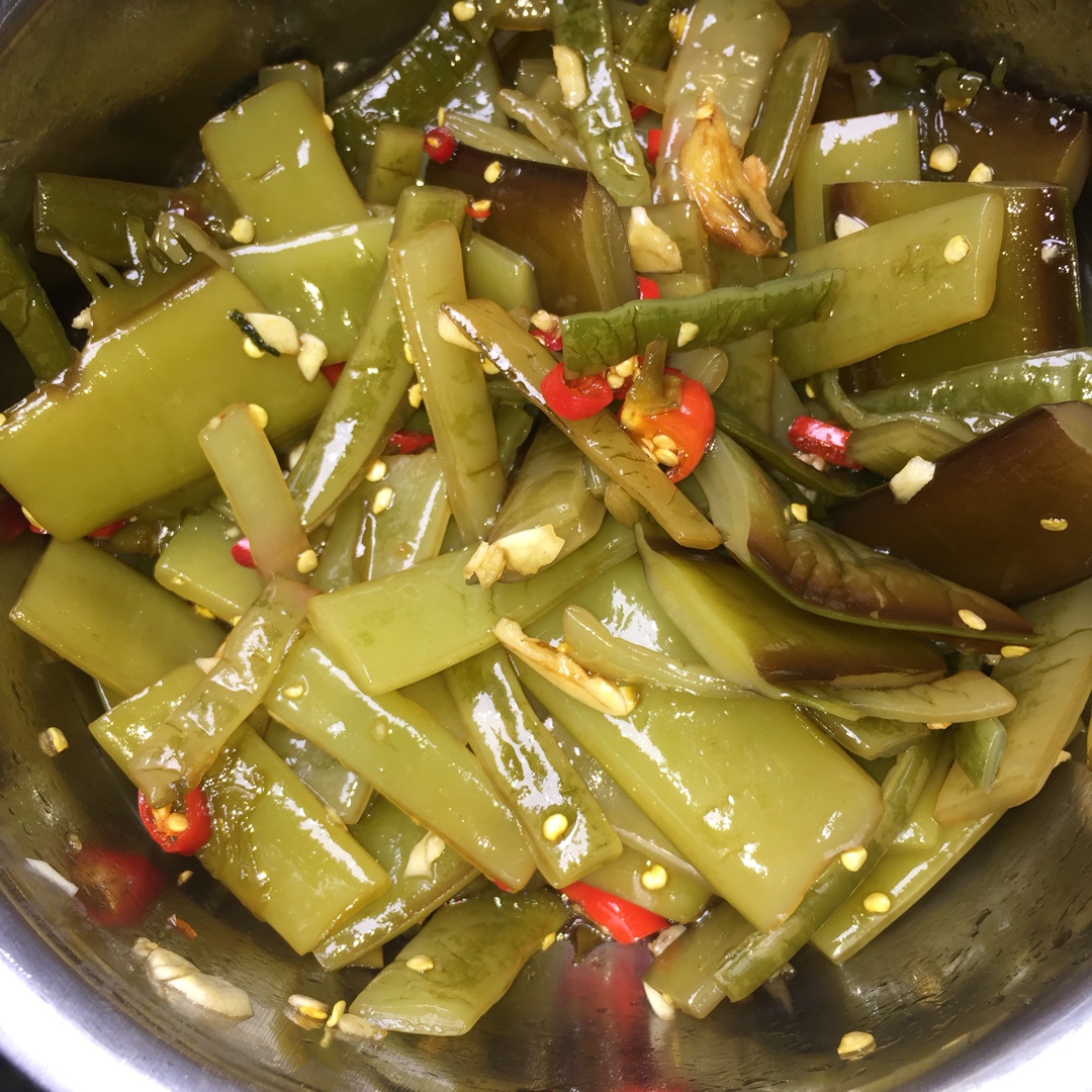 小饼左左做的凉拌海白菜