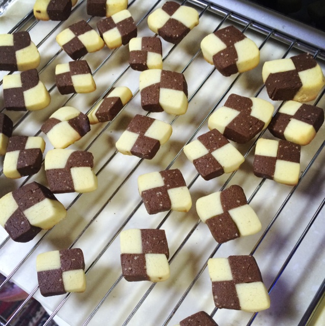 双色小棋格饼干