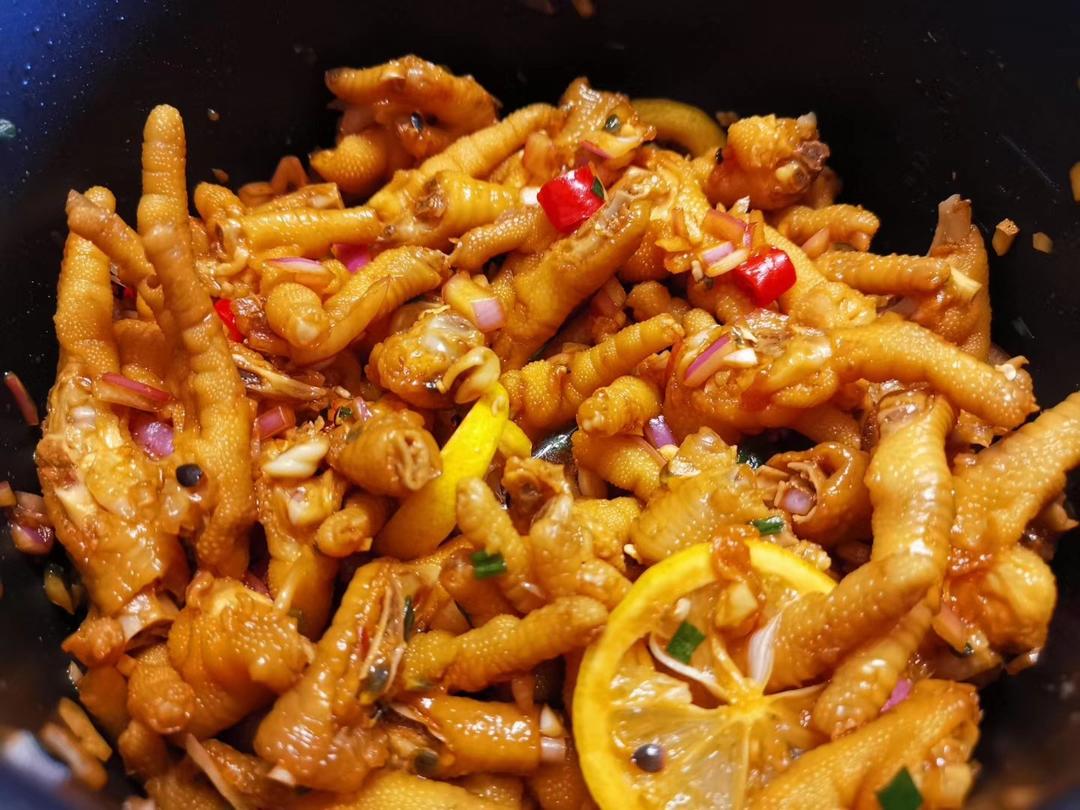 【柠檬酸辣鸡爪】自制超级无敌美味的网红鸡爪