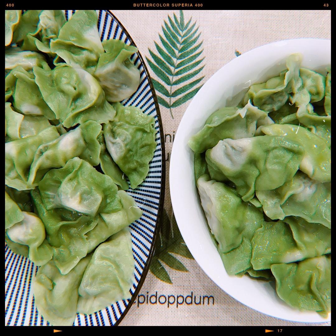 翡翠白玉白菜饺子详细版（附翡翠白玉白菜饺子包法，翡翠白玉饺子皮两种制法，面包机和面，翡翠白玉烧卖，各种馅料搭配）