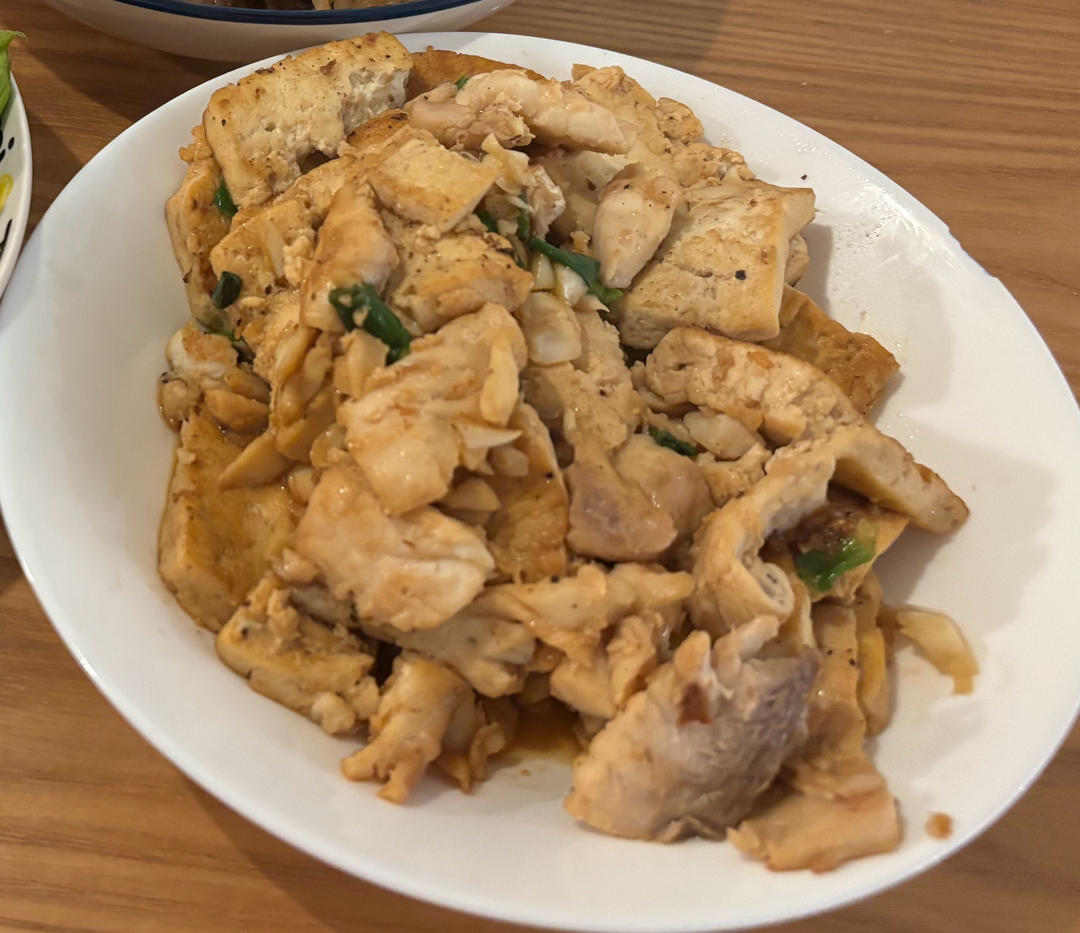 香煎鱼炒豆腐