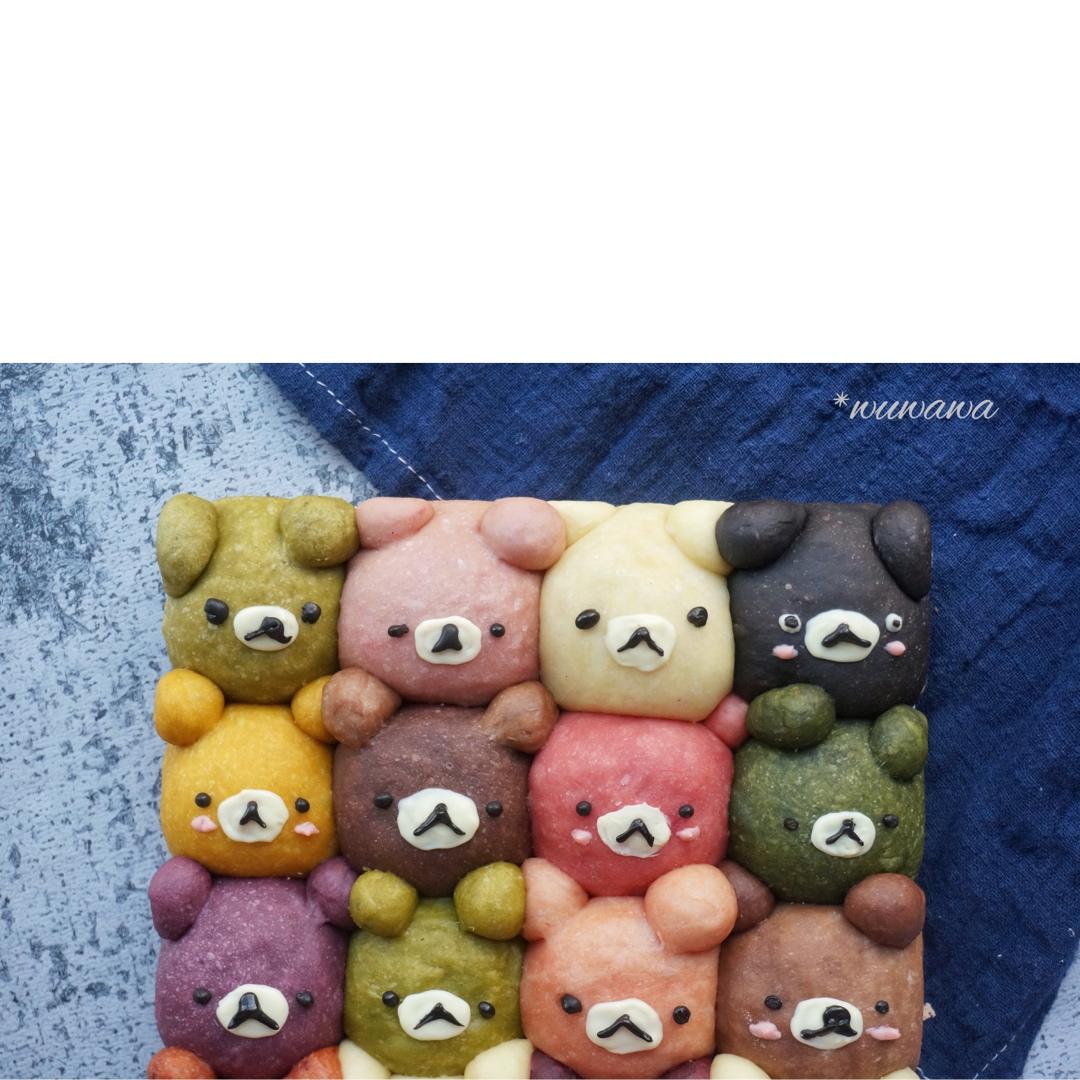 彩色轻松熊卡通造型面包