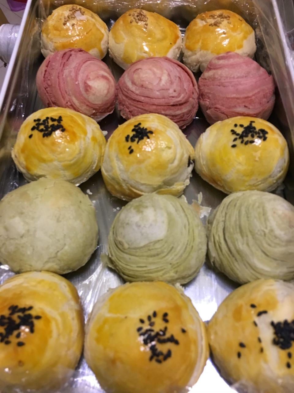 麻薯豆沙辣松蛋黄酥