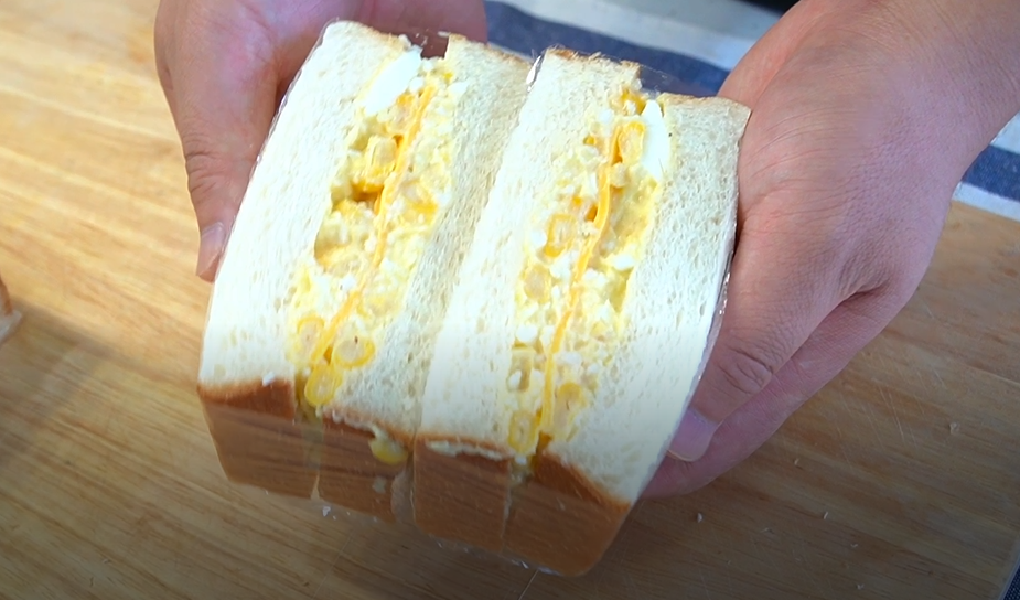 面包店酱料私藏食谱｜自制色拉酱&鸡蛋色拉三明治的做法 步骤12