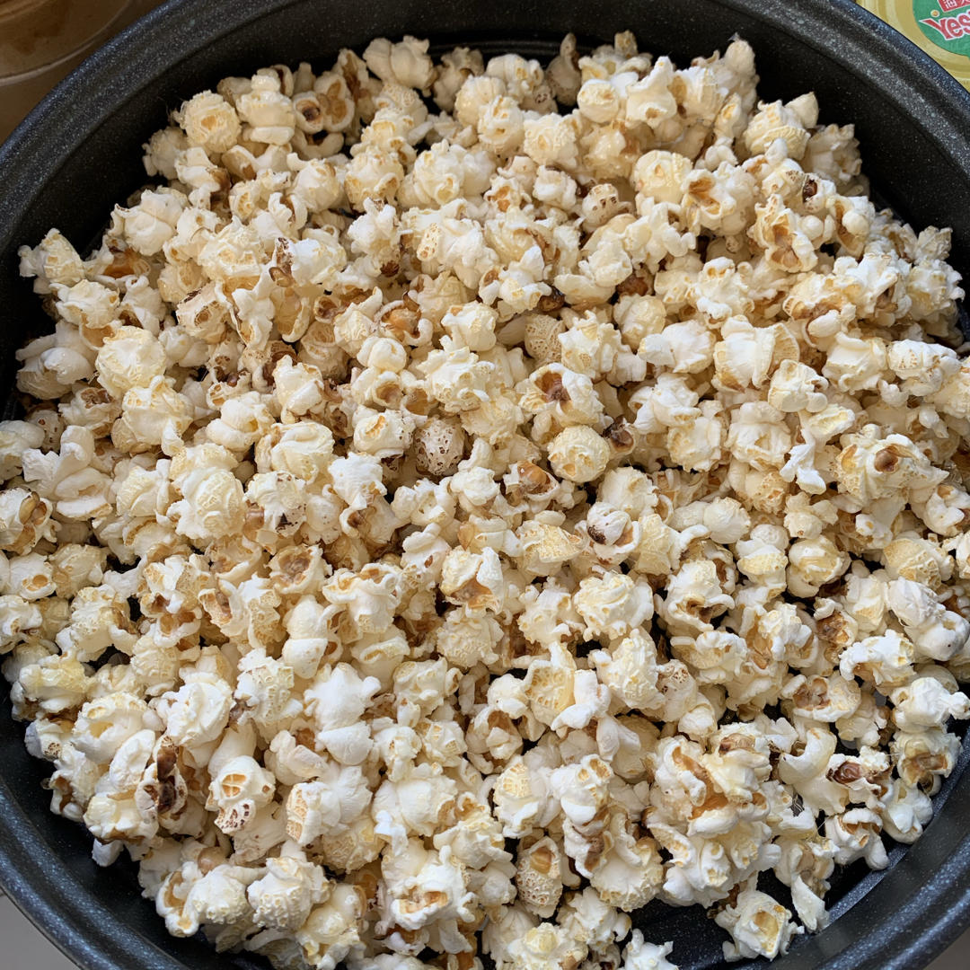 一招搞定小朋友的黄油焦糖爆米花，简单又好吃