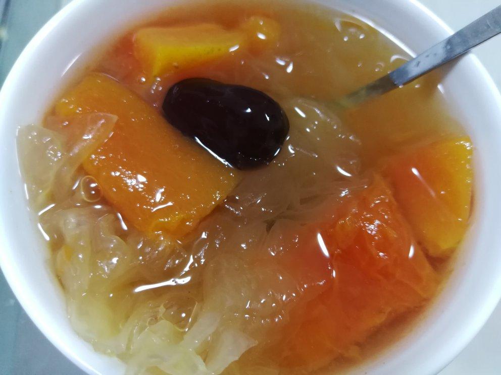 红枣木瓜银耳汤