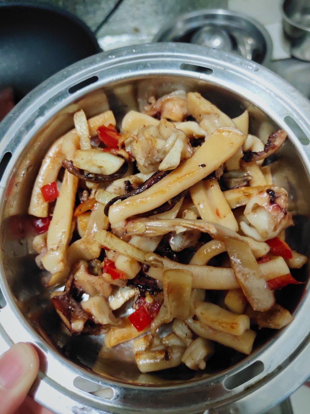 香辣酱爆鱿鱼干