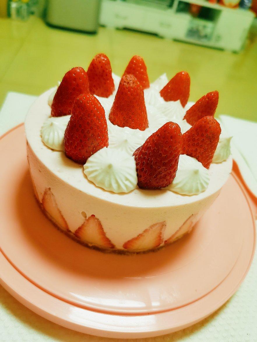 【视频】草莓慕斯蛋糕（6寸）