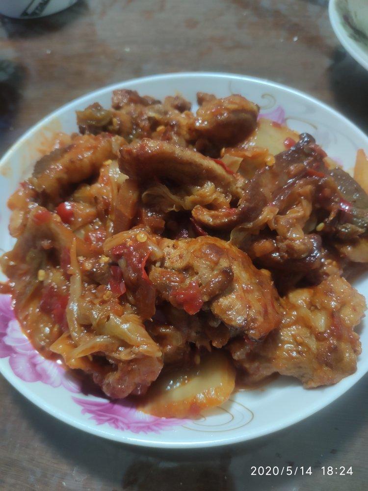 辣白菜炒五花肉