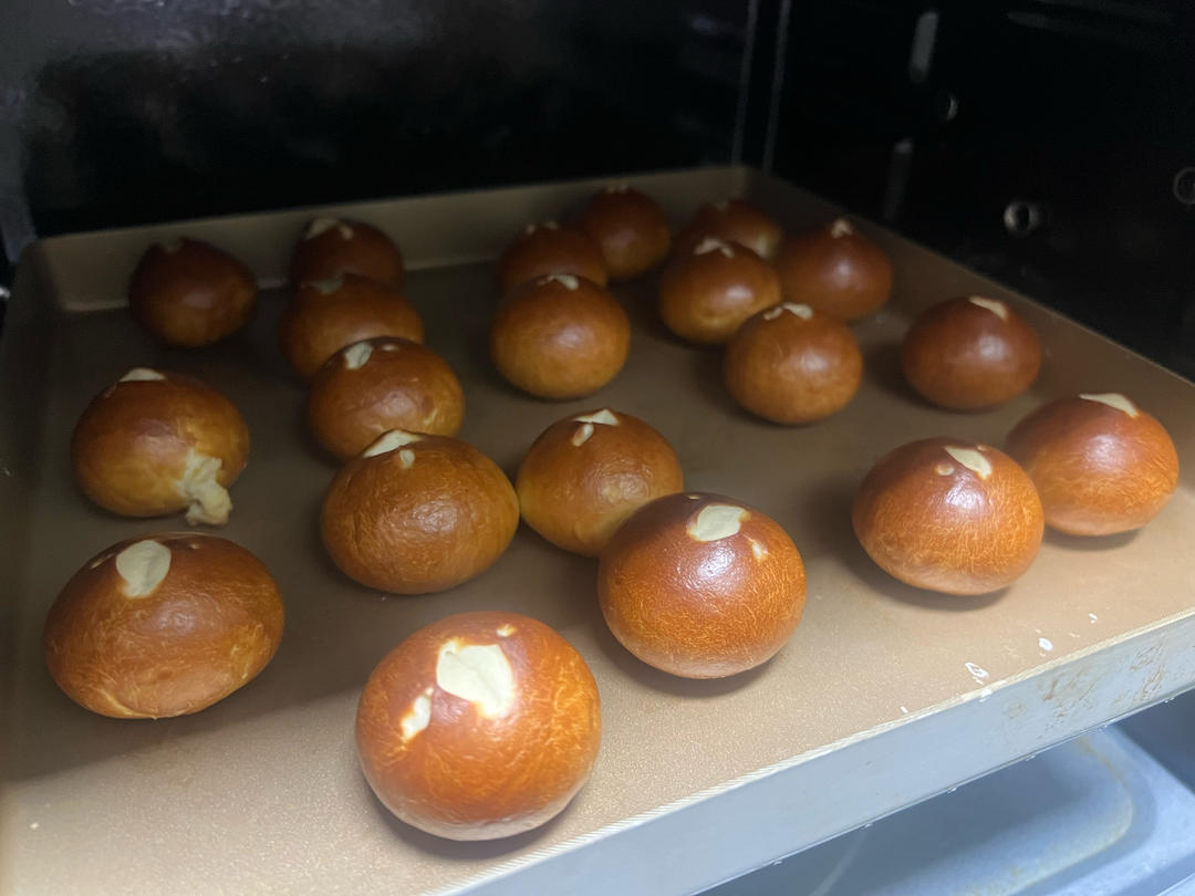 碱水小丸子（超可爱好操作的碱水面包）