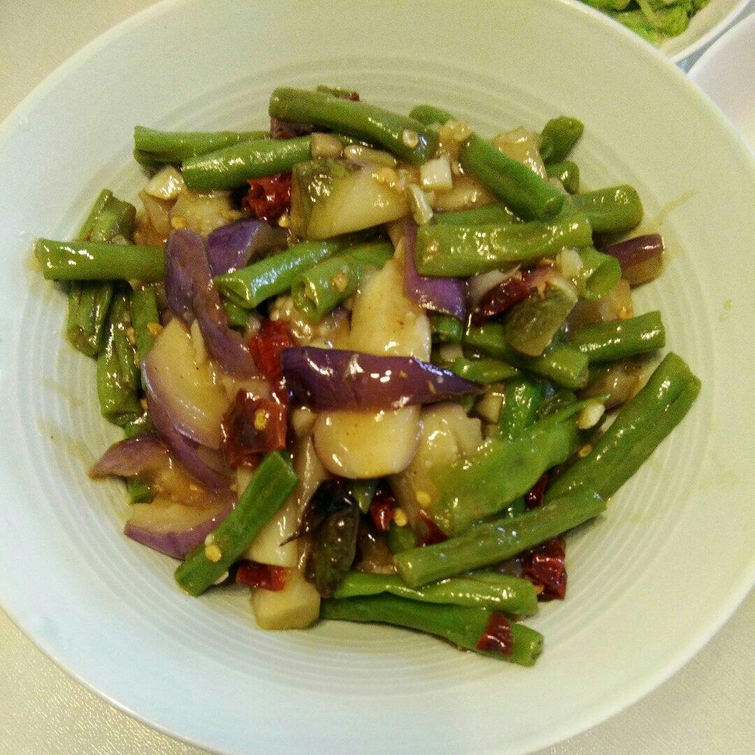 长豆角烧茄子