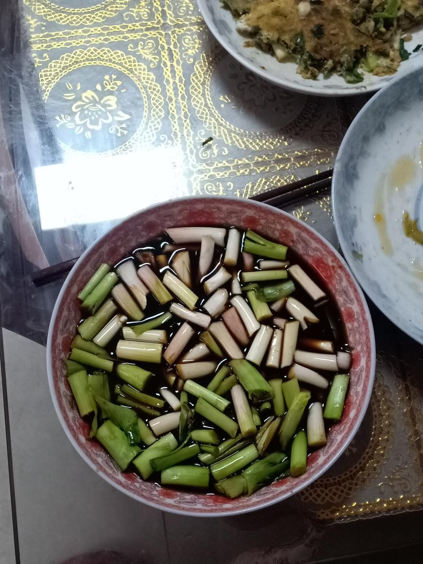 妈妈厨房小菜之腌蒜薹