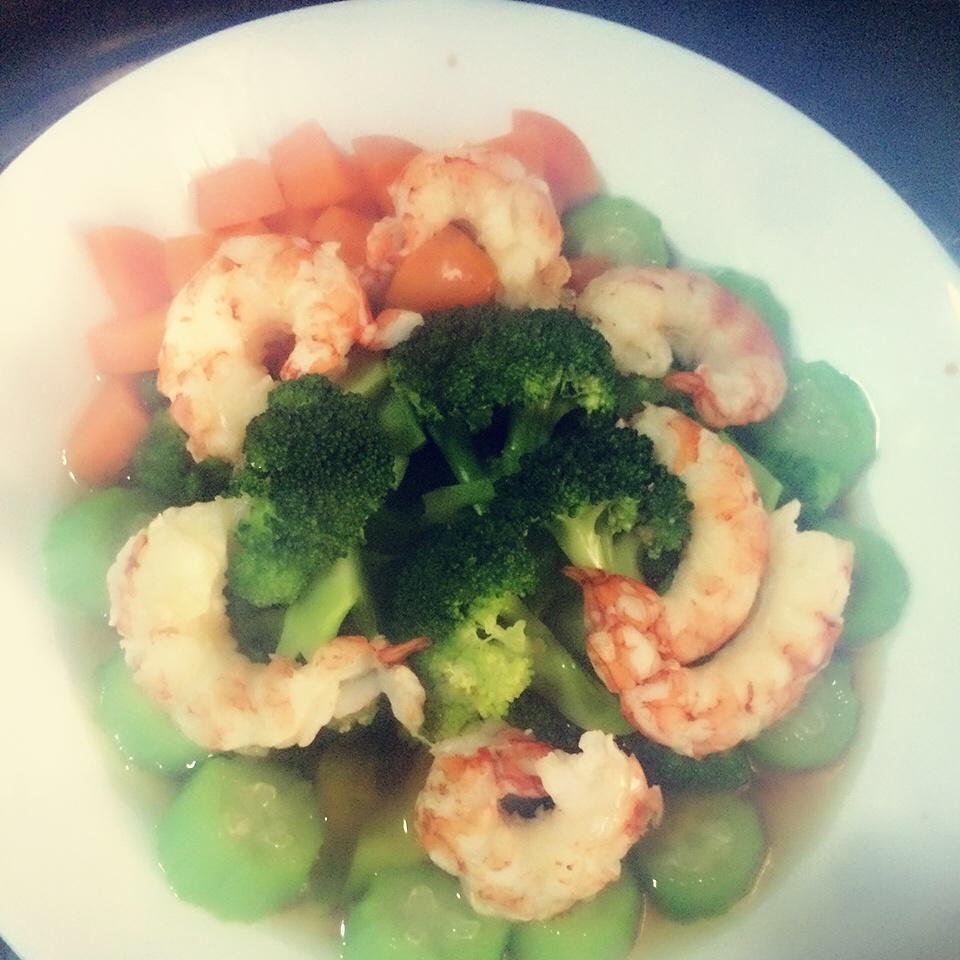 清蒸虾仁西兰花的做法