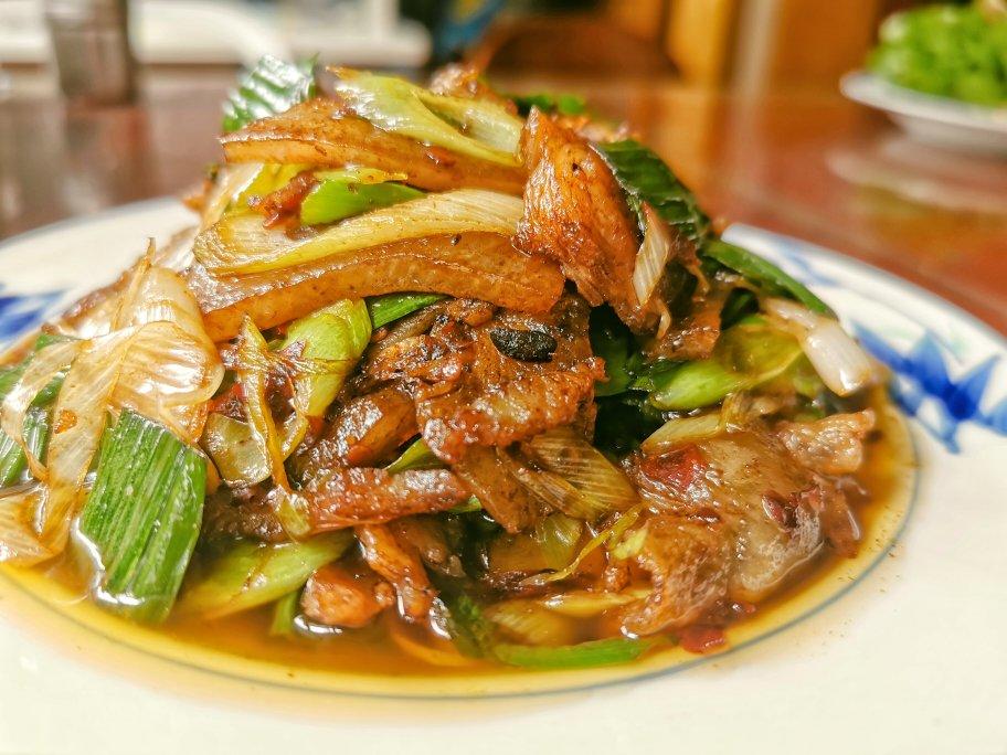 老丁的私房菜-蒜苗回锅肉