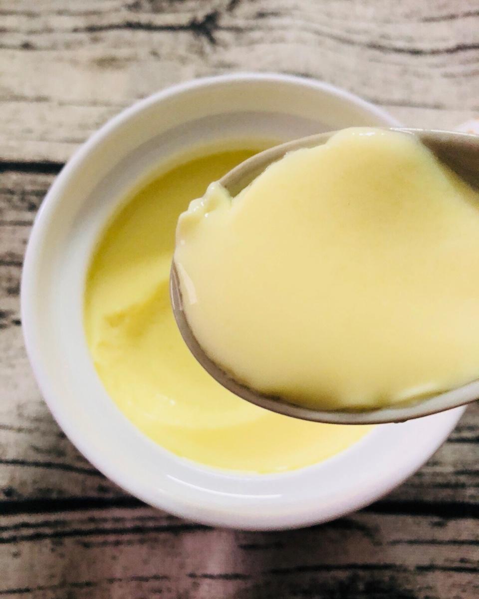 10分钟牛奶炖蛋