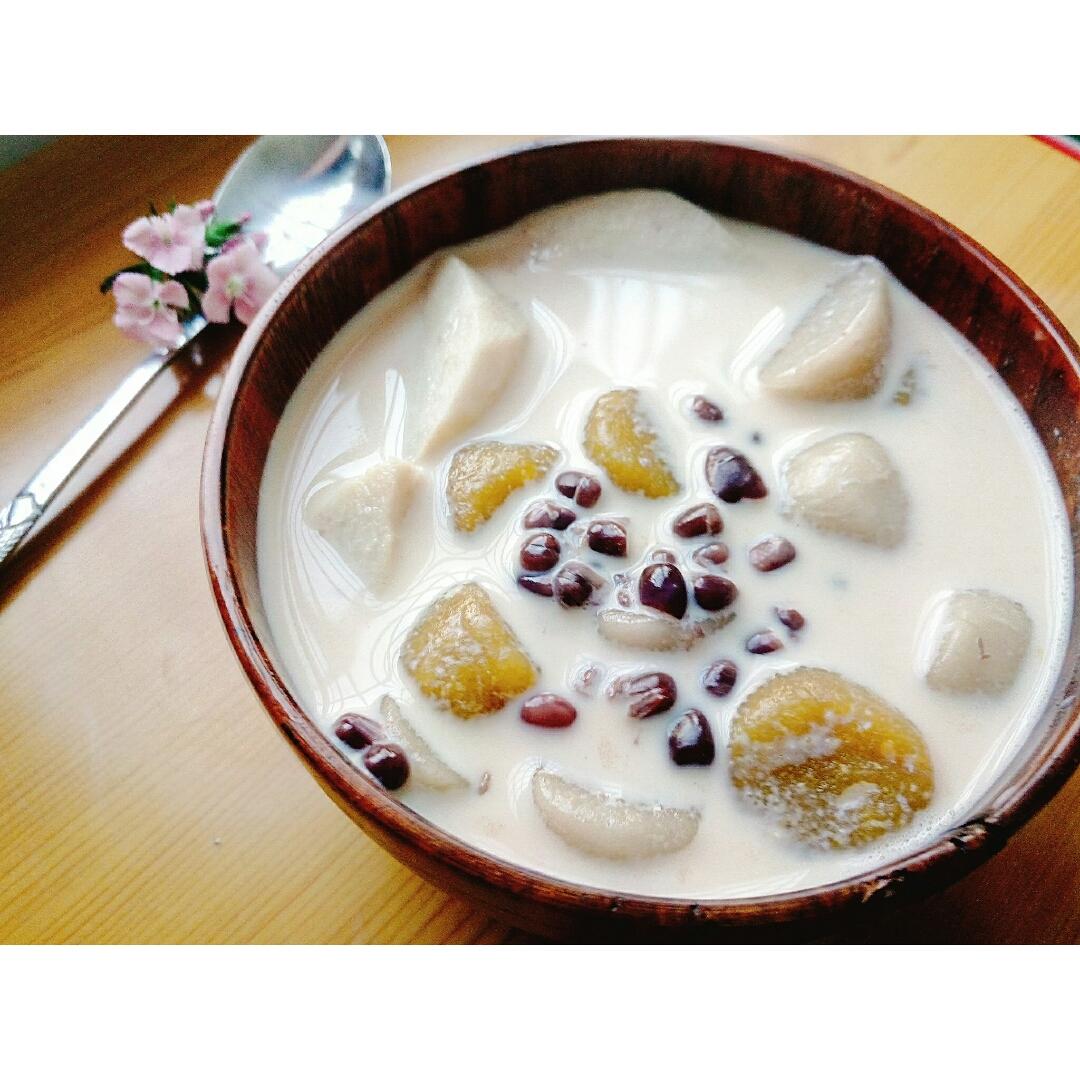 掌心海whisper做的芋圆红豆奶茶