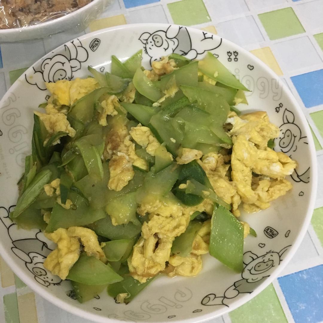 黄瓜炒鸡蛋