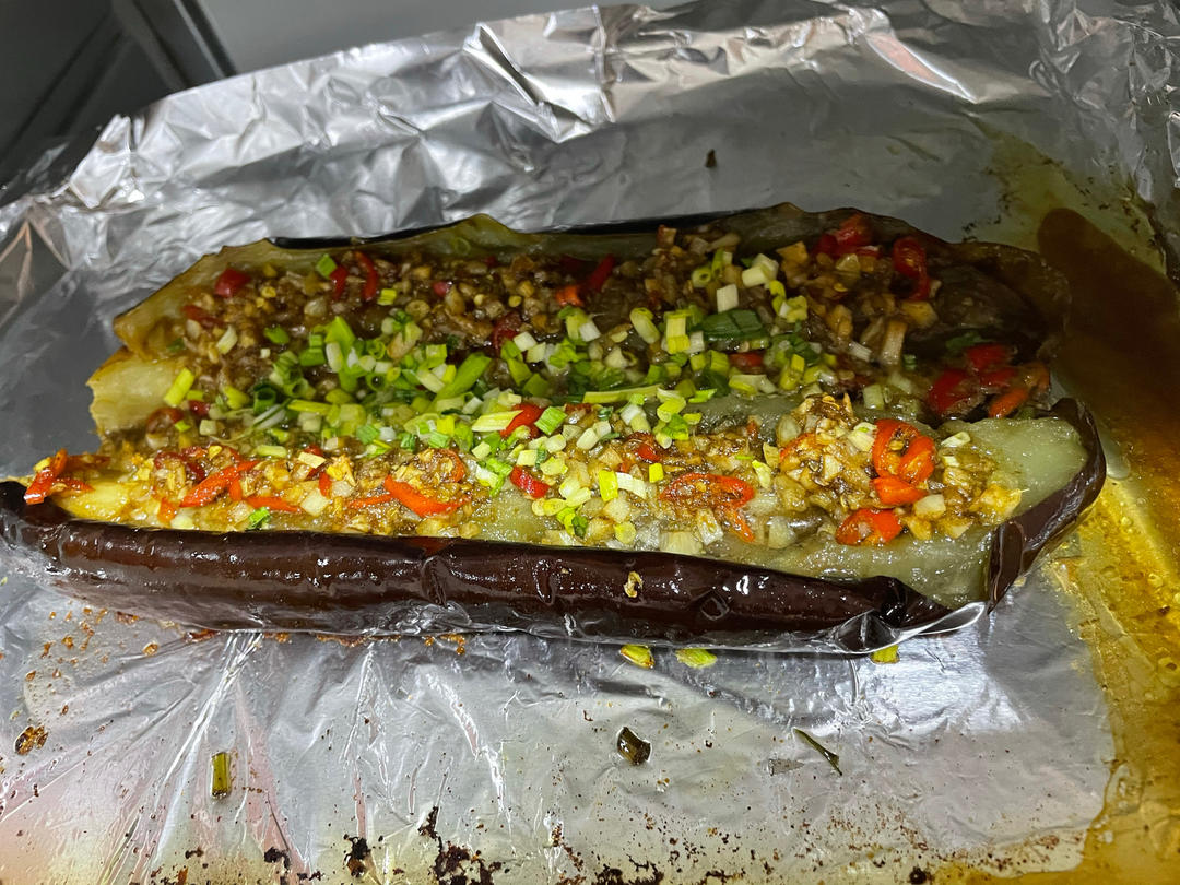 CC招牌菜销魂烤茄子，百吃不厌！