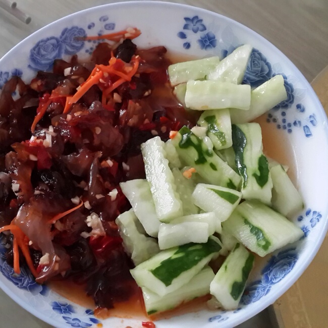 凉拌海蜇皮