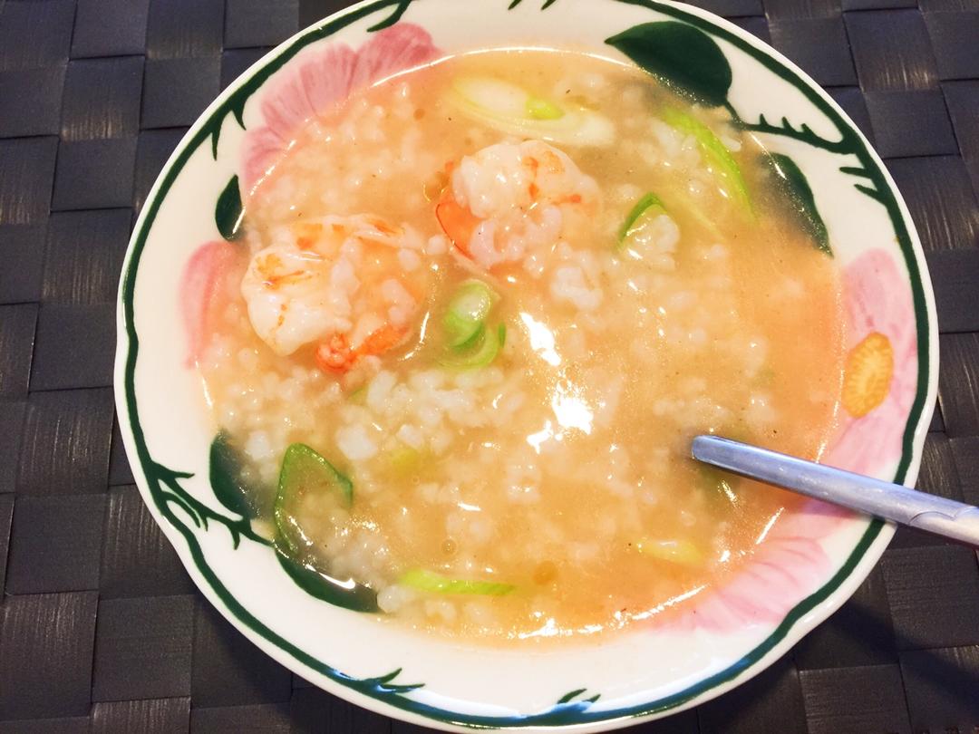鲜虾砂锅粥