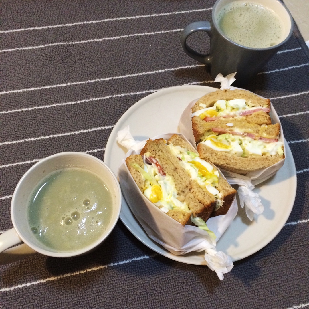 ins上超火的沼サン（沼三明治）