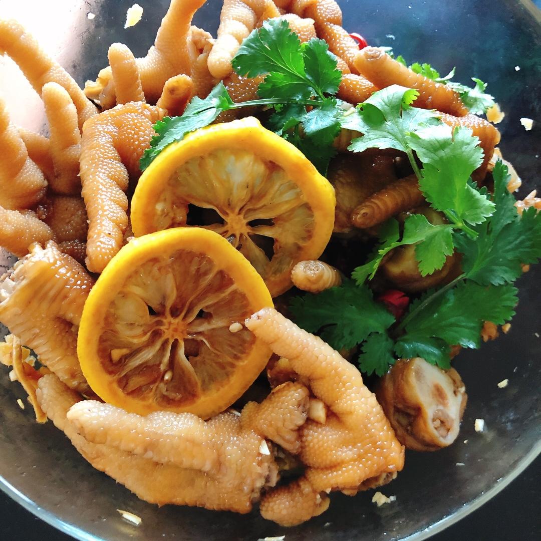 停不下来的秘制凉拌鸡爪