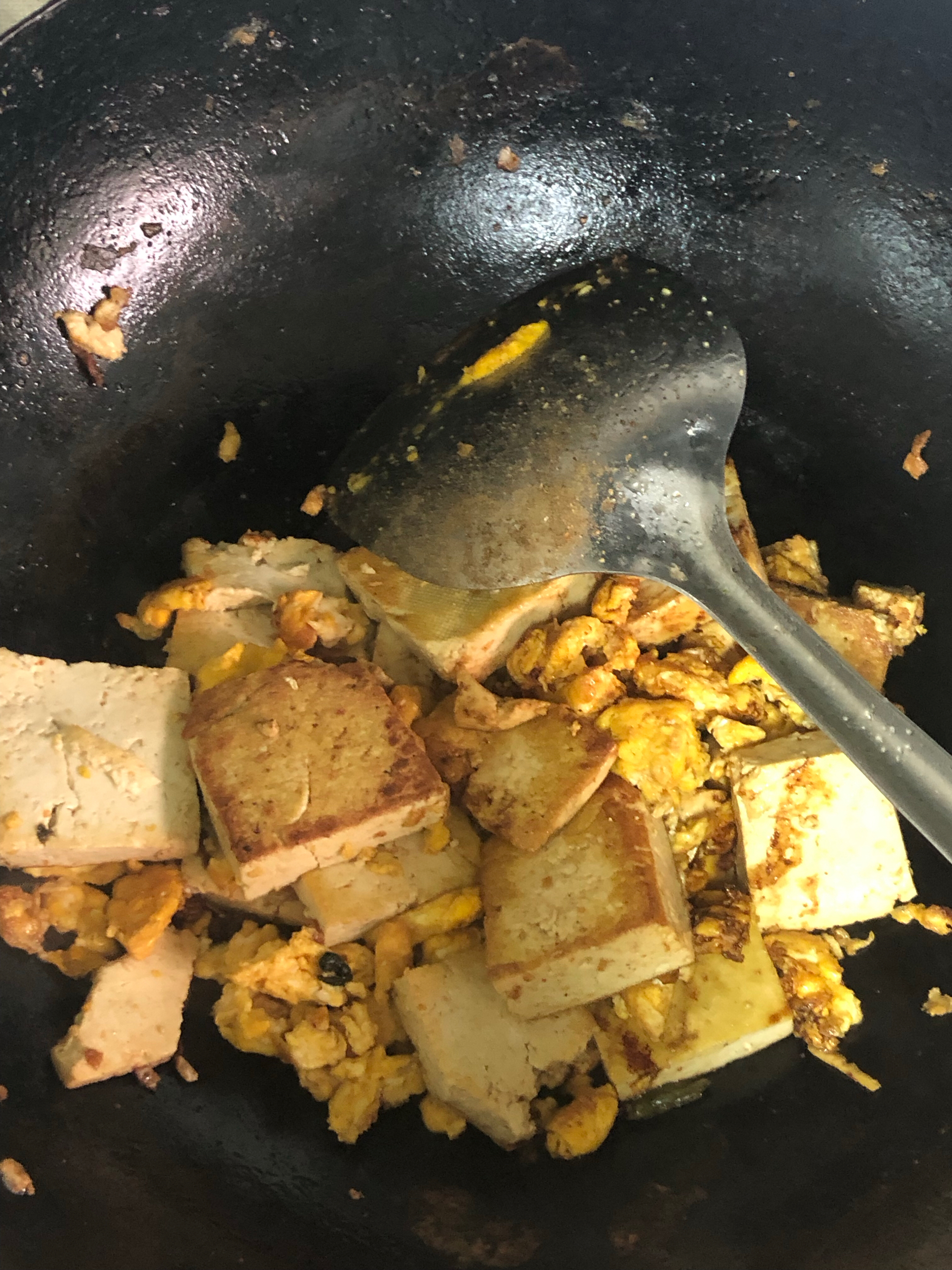 豆腐炒鸡蛋的做法