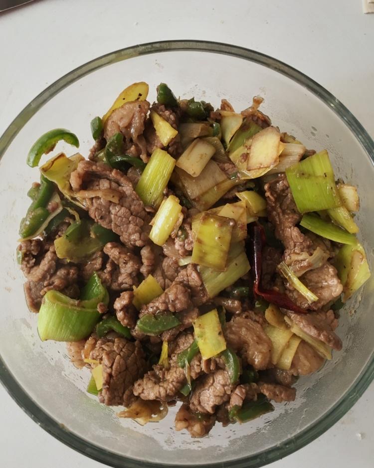 孜然大葱炒牛肉