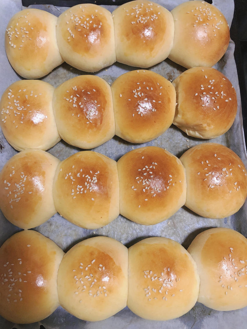 🥛超简单快手，柔软拉丝，一次发酵，牛奶小餐包