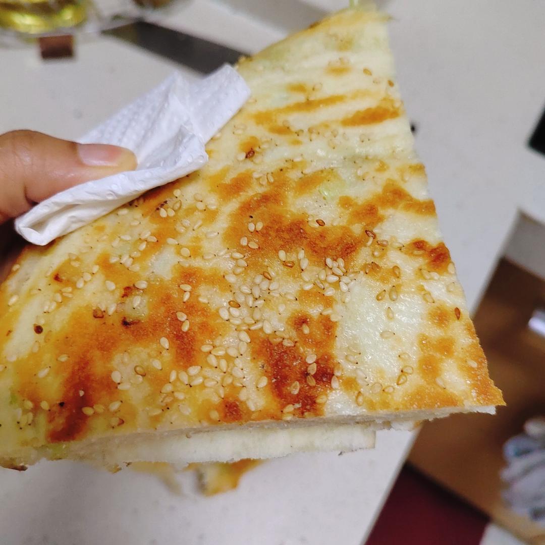 發(fā)面蔥花大餅的做法 步驟15