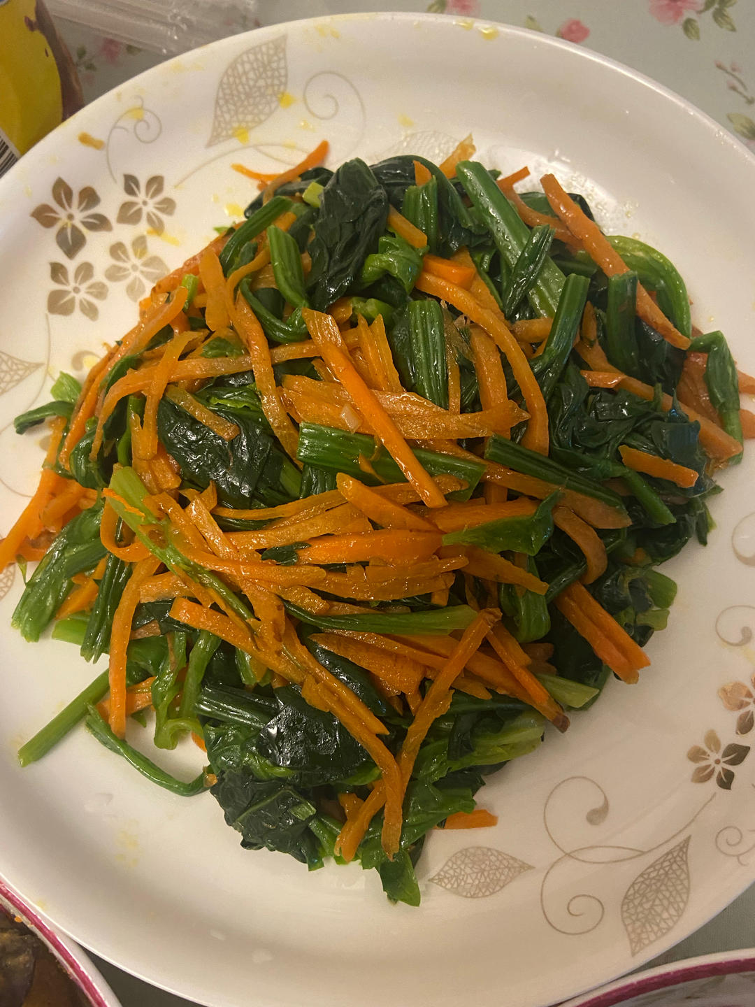 清炒菠菜胡萝卜丝
