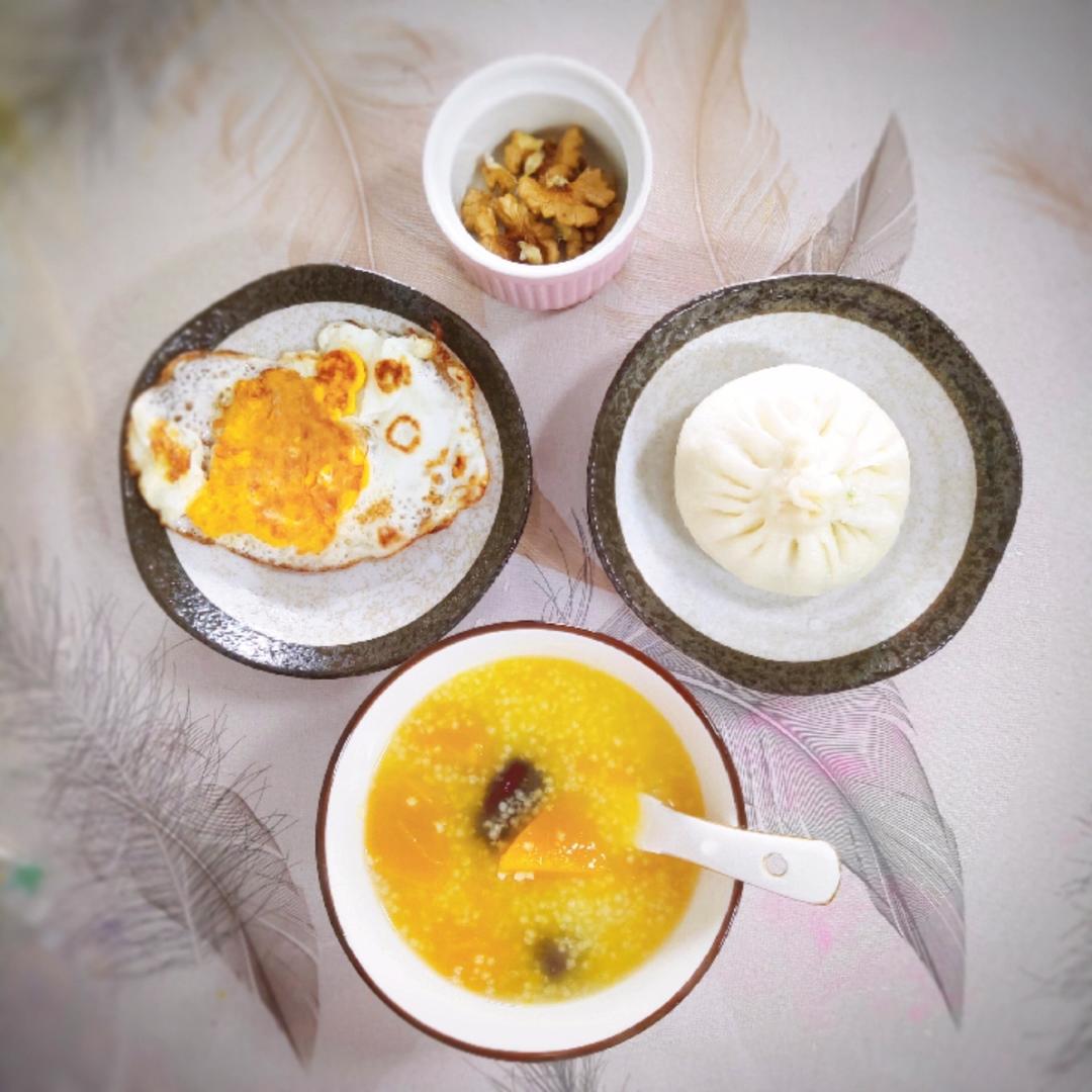 记录小学生营养早餐