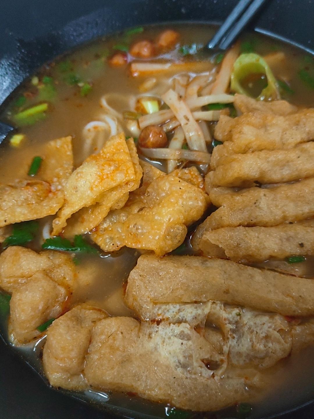 杂烩｜汤底+蘸料:)