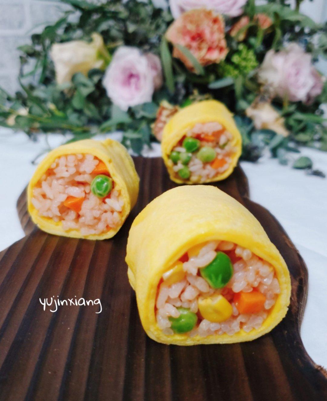 不用手卷的蛋包饭卷       （简单快手、零失败）
